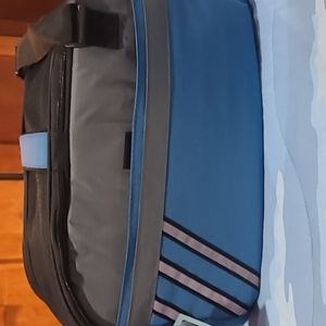 2 in 1 Traveler Pet Carrier